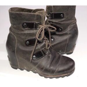 Sorel Joan of Artic Waterproof Waxed Leather Wedge Ankle Boots 7.5 Brown Lace Up